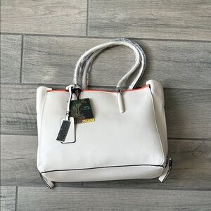 Cameleon concealed carry tote